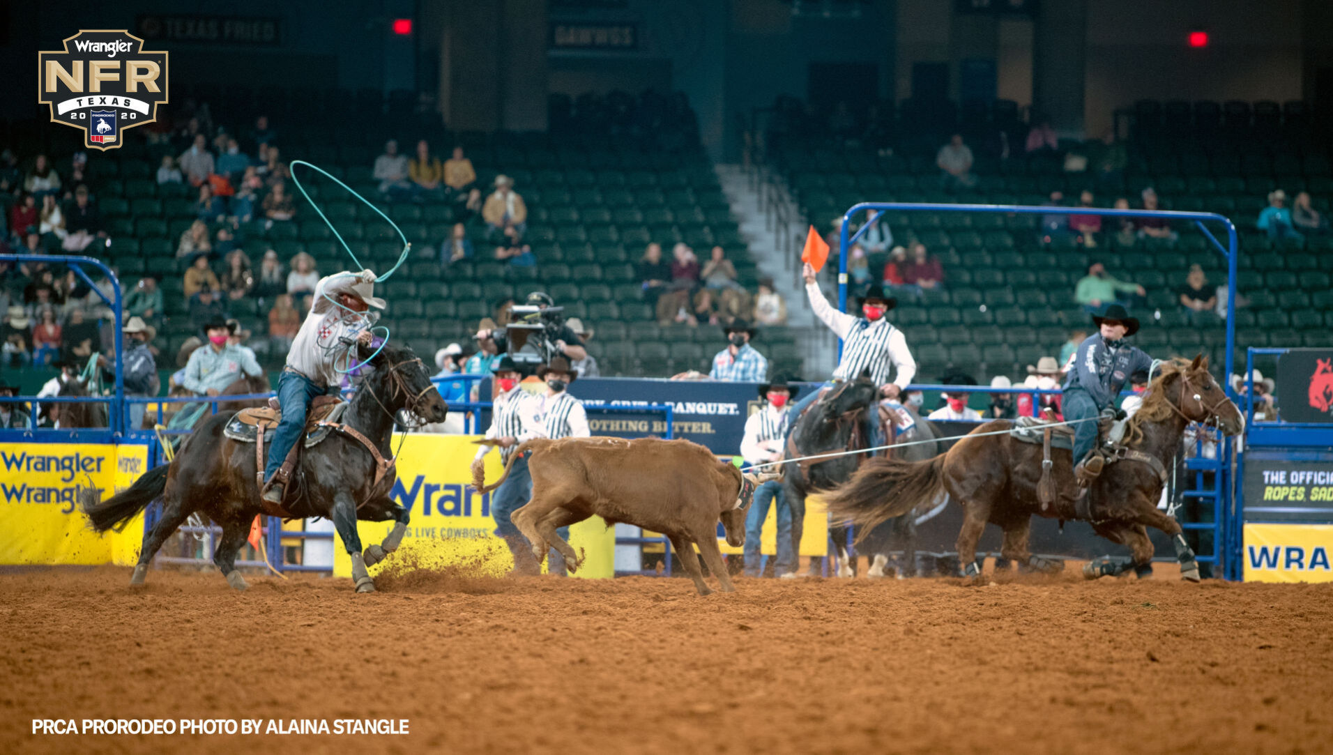 Dustin Egusquiza, Travis Graves